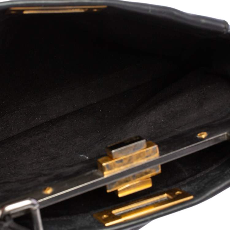 Pre Owned Fendi Black Leather Medium Peekaboo Top Handle Bag