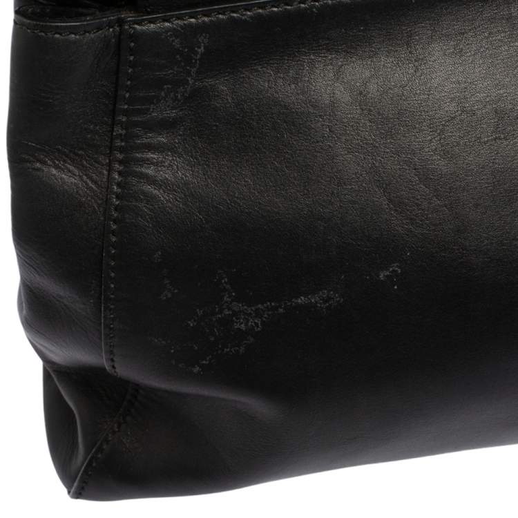 Pre Owned Fendi Black Leather Medium Peekaboo Top Handle Bag