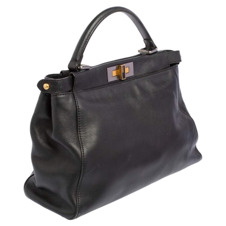 Pre Owned Fendi Black Leather Medium Peekaboo Top Handle Bag