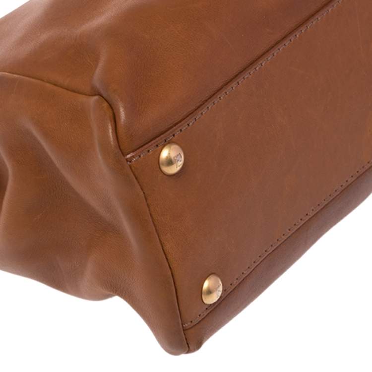 Pre Owned Fendi Brown Leather Medium Peekaboo Top Handle Bag