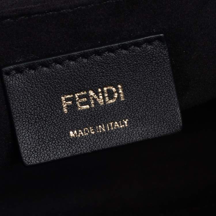 مملوكة مسبقًا Fendi Black Leather Kan I Scalloped Top Handle Bag