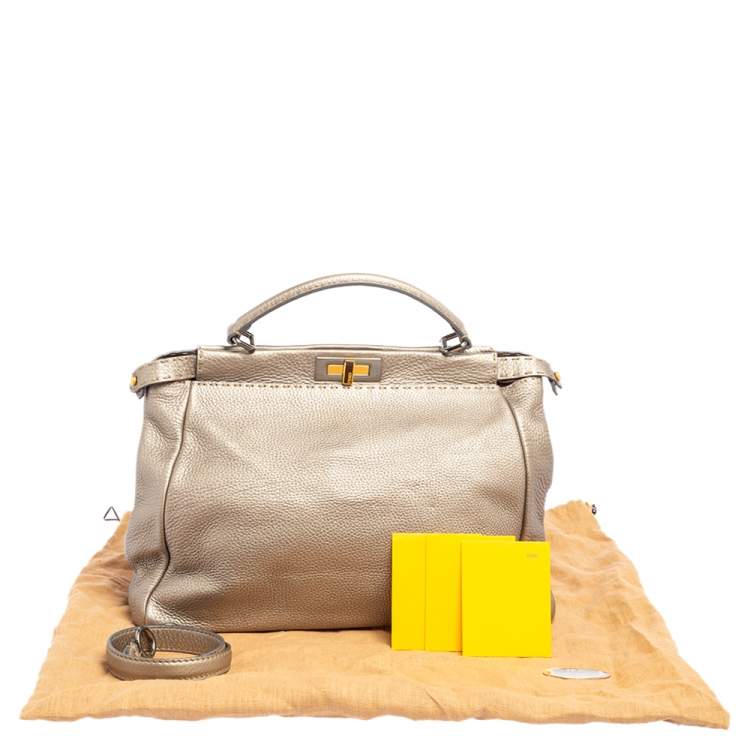مملوكة مسبقًا Fendi Gold Selleria Leather Large Peekaboo Top Handle Bag