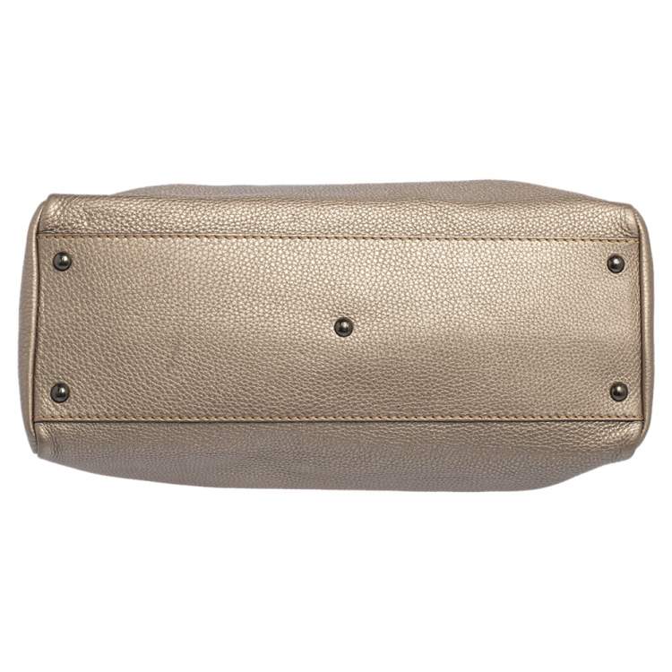 مملوكة مسبقًا Fendi Gold Selleria Leather Large Peekaboo Top Handle Bag