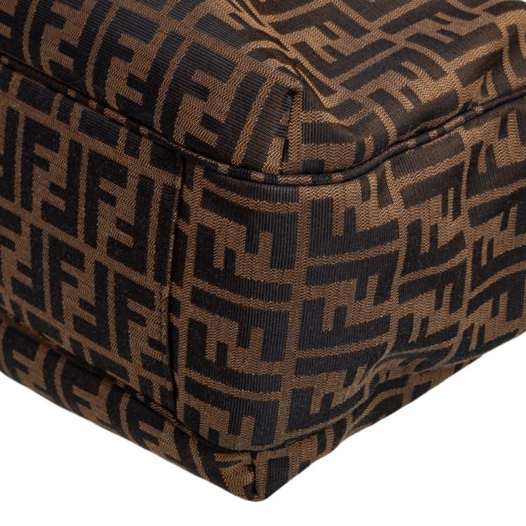 مملوكة مسبقًا Fendi Tobacco Zucca Canvas Jacquard Grande Shopping Tote