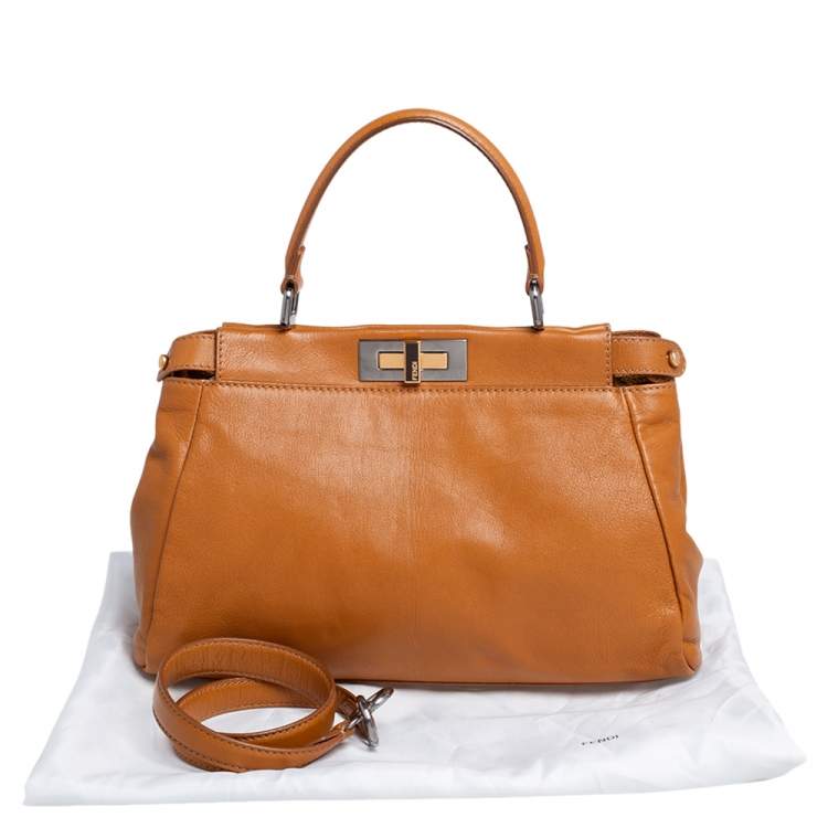 مملوكة مسبقًا Fendi Tan Leather Small Peekaboo Top Handle Bag