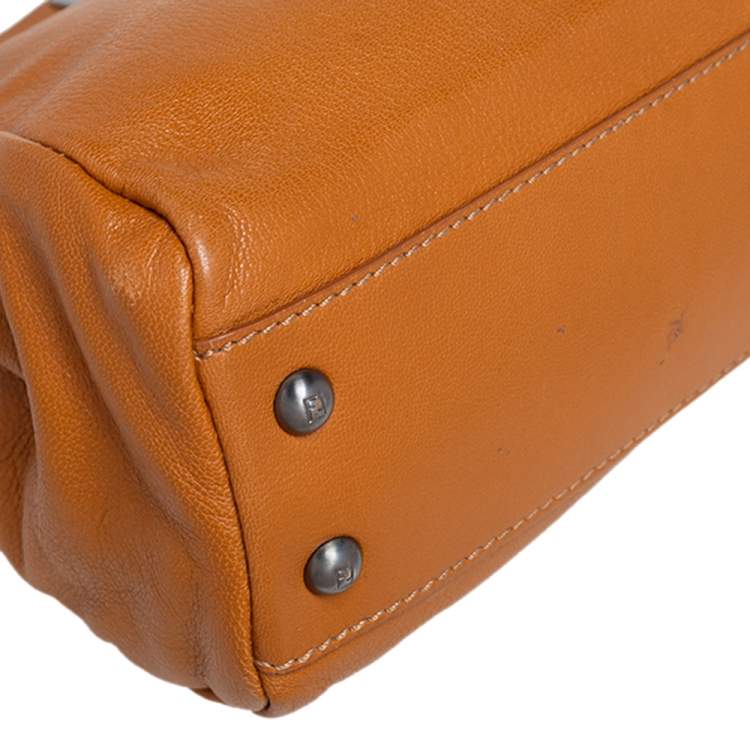 مملوكة مسبقًا Fendi Tan Leather Small Peekaboo Top Handle Bag