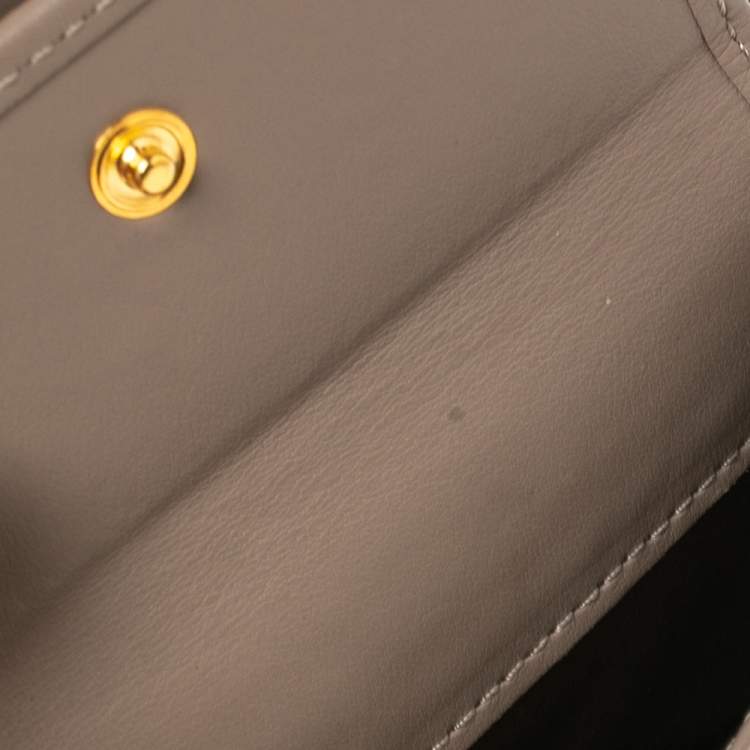 Pre Owned Fendi Old Rose Leather By The Way Bifold Wallet