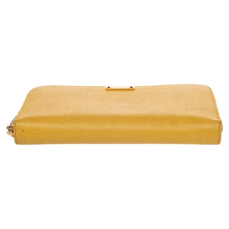 Pre Owned Fendi Yellow Leather Zip Around Wallet