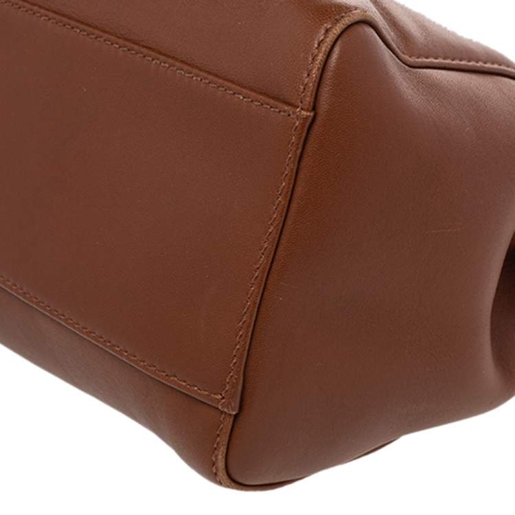 Pre Owned Fendi Brown Leather Peekaboo Top Handle Bag