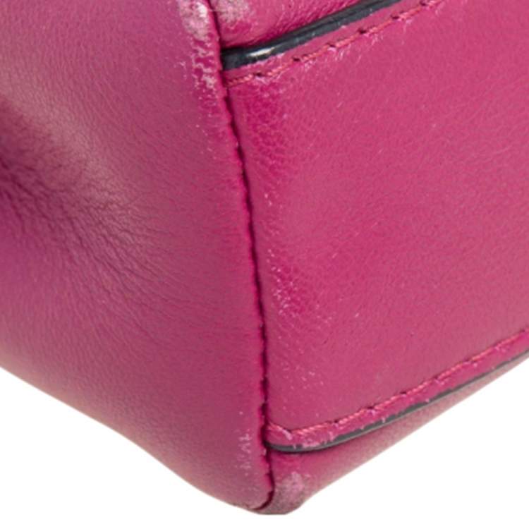 مملوكة مسبقًا Fendi Fuchsia Leather Micro Peekaboo Crossbody Bag