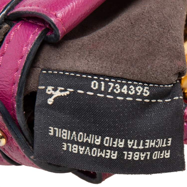 مملوكة مسبقًا Fendi Fuchsia Leather Micro Peekaboo Crossbody Bag