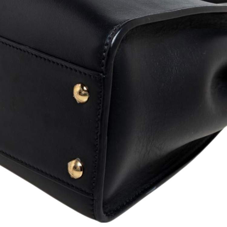 مملوكة مسبقًا Fendi Black Leather Medium Peekaboo Top Handle Bag