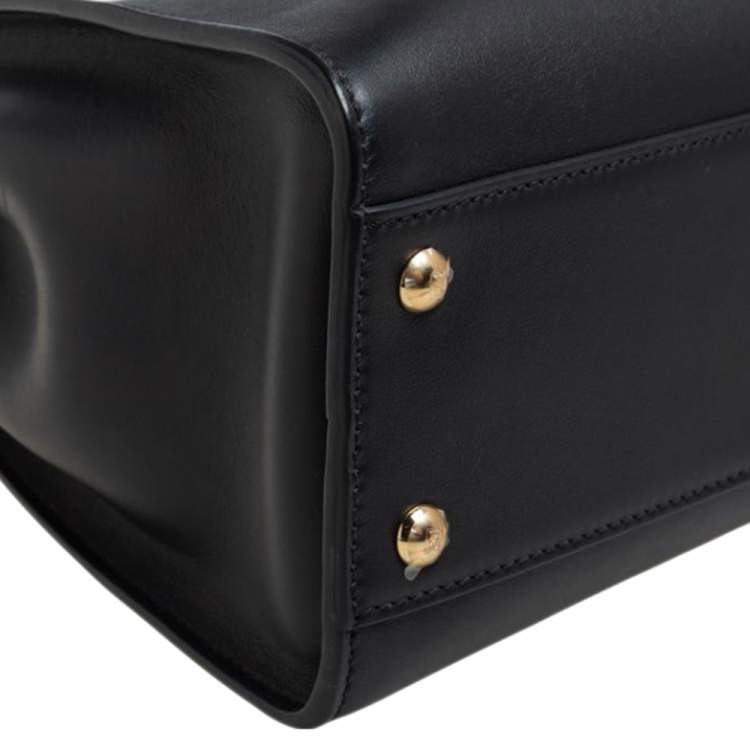 مملوكة مسبقًا Fendi Black Leather Medium Peekaboo Top Handle Bag