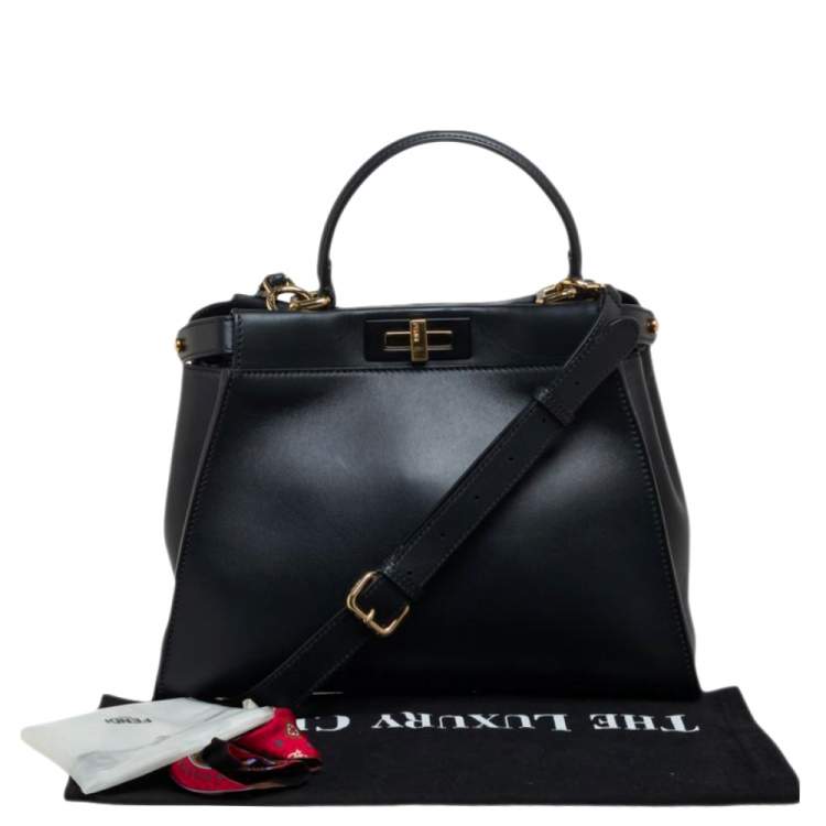 مملوكة مسبقًا Fendi Black Leather Medium Peekaboo Top Handle Bag