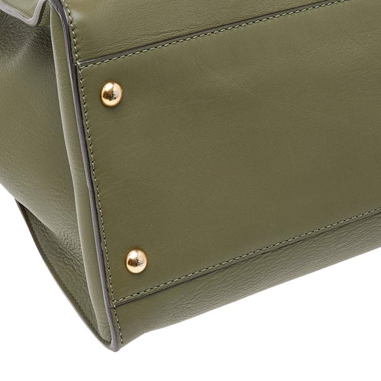 Pre Owned Fendi Green Leather Peekaboo Top Handle Bag
