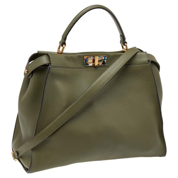 Pre Owned Fendi Green Leather Peekaboo Top Handle Bag