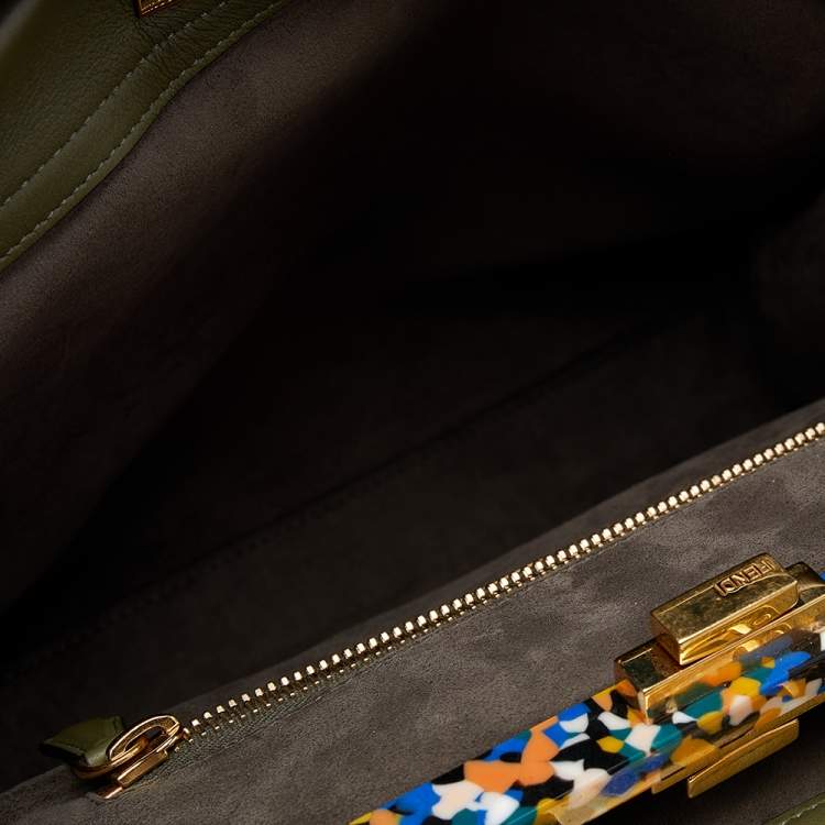 Pre Owned Fendi Green Leather Peekaboo Top Handle Bag
