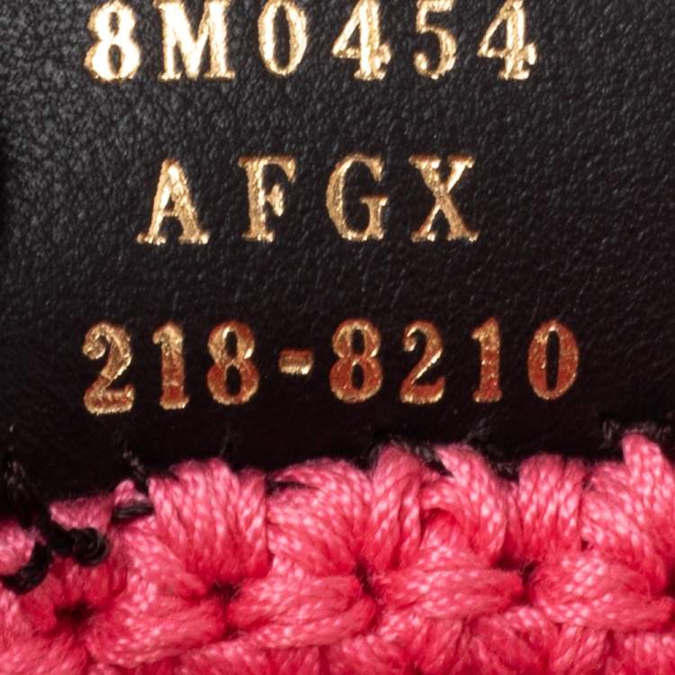 Pre Owned Fendi Pink Woven Fabric Framed Coin Purse 