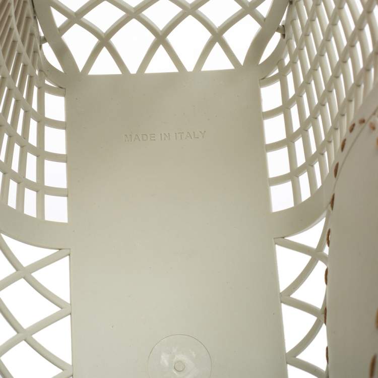 Pre Owned Fendi White Plastic Small Basket Tote