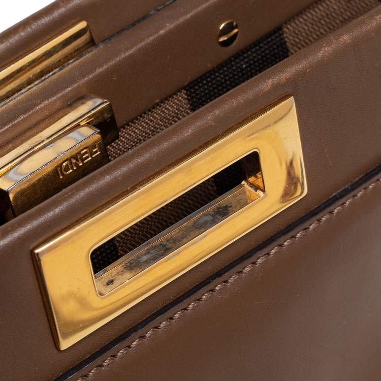 Pre Owned Fendi Dark Brown Leather Medium Peekaboo Top Handle Bag