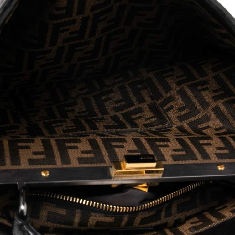 Pre Owned Fendi Black Leather Large Peekaboo Top Handle Bag