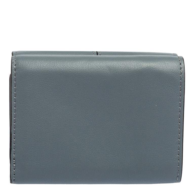 Pre Owned Fendi Dust Grey Leather Peekaboo Trifold Wallet