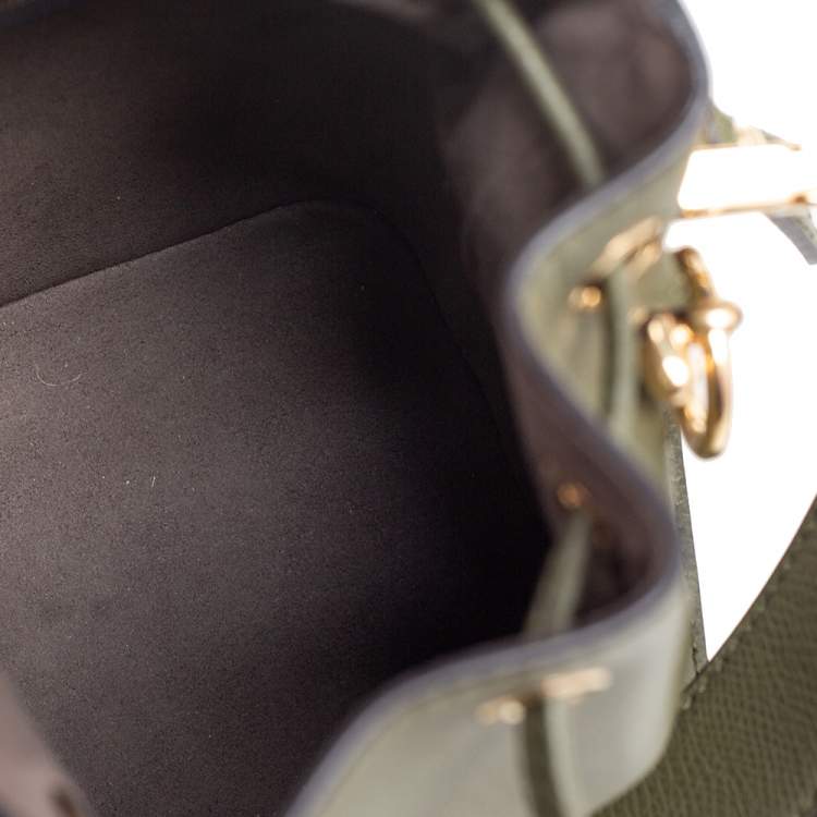 Pre Owned Fendi Green Leather Mini Mon Tresor Drawstring Bucket Bag