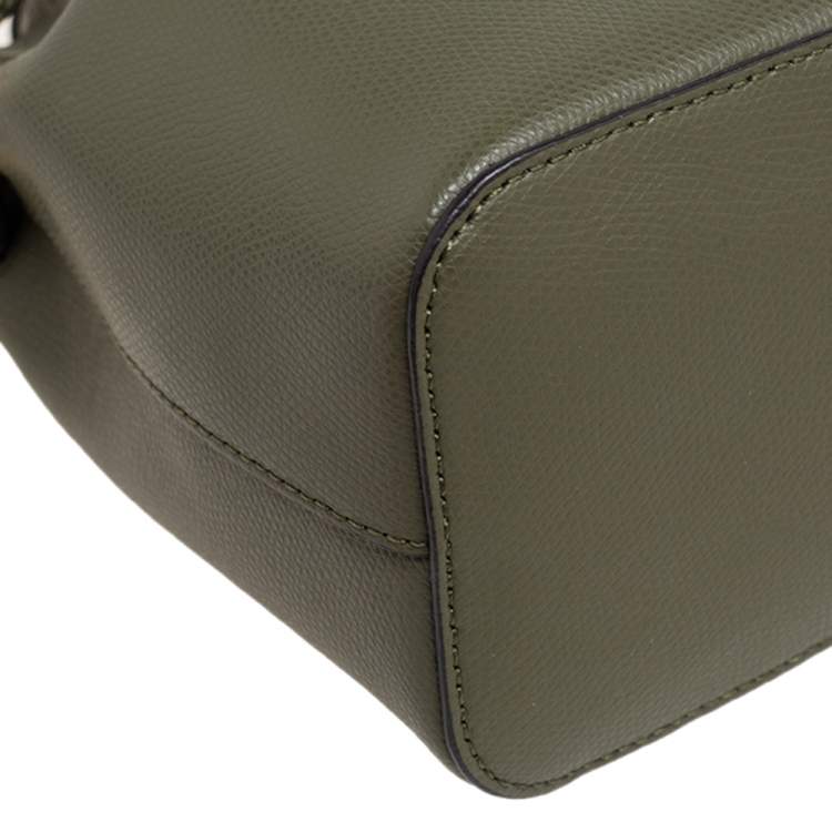 Pre Owned Fendi Green Leather Mini Mon Tresor Drawstring Bucket Bag