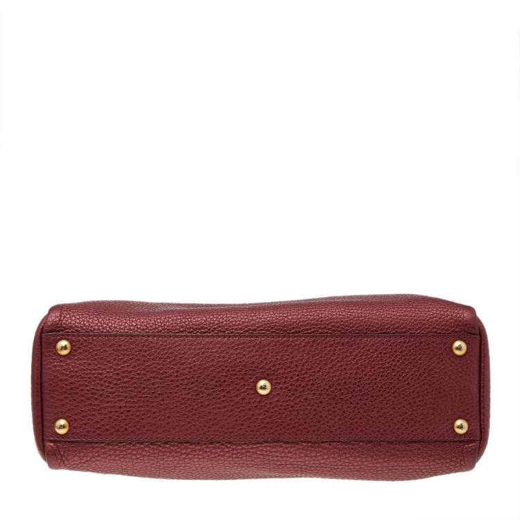 Pre Owned Fendi Metallic Ruby Red Selleria Leather Medium Peekaboo Top Handle Bag