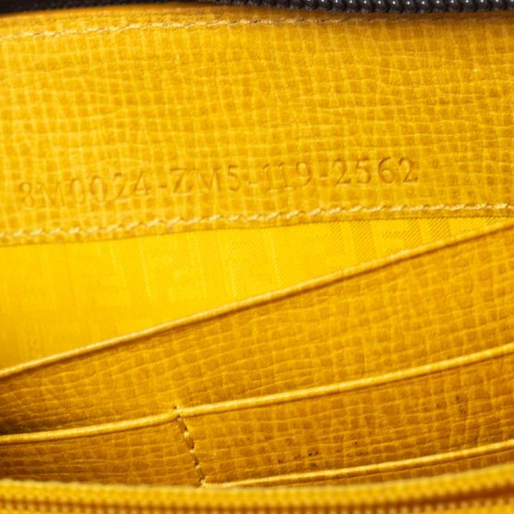 Pre Owned Fendi Tobacco Zucca Coated Canvas Zip Around Wallet
