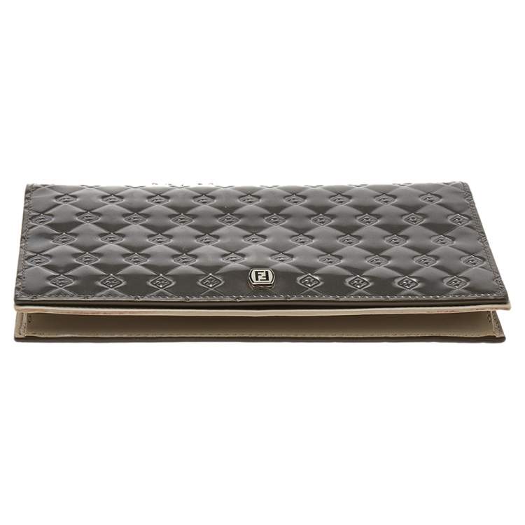 Pre Owned Fendi Grey Patent Leather Fendilicious Wallet On Chain