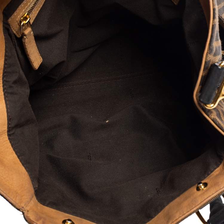 مملوكة مسبقًا Fendi Brown/Black Zucca Canvas and Suede Small Studded Chef De Jour Satchel