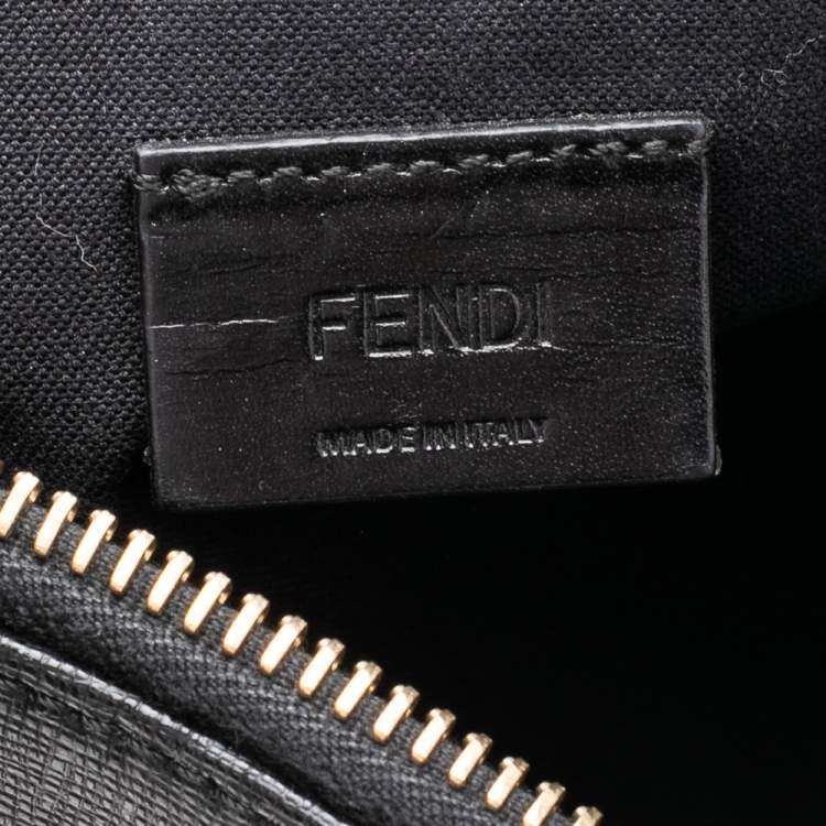 Pre Owned Fendi Black Leather Crayons Pochette Crossbody Bag