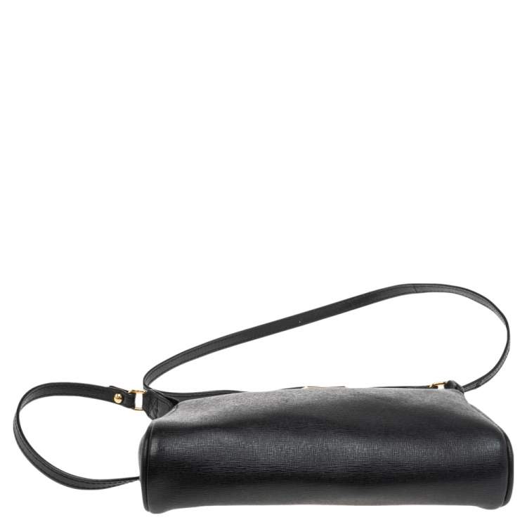 Pre Owned Fendi Black Leather Crayons Pochette Crossbody Bag