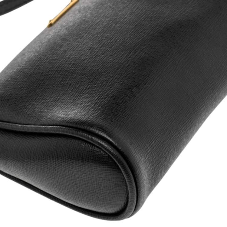 Pre Owned Fendi Black Leather Crayons Pochette Crossbody Bag