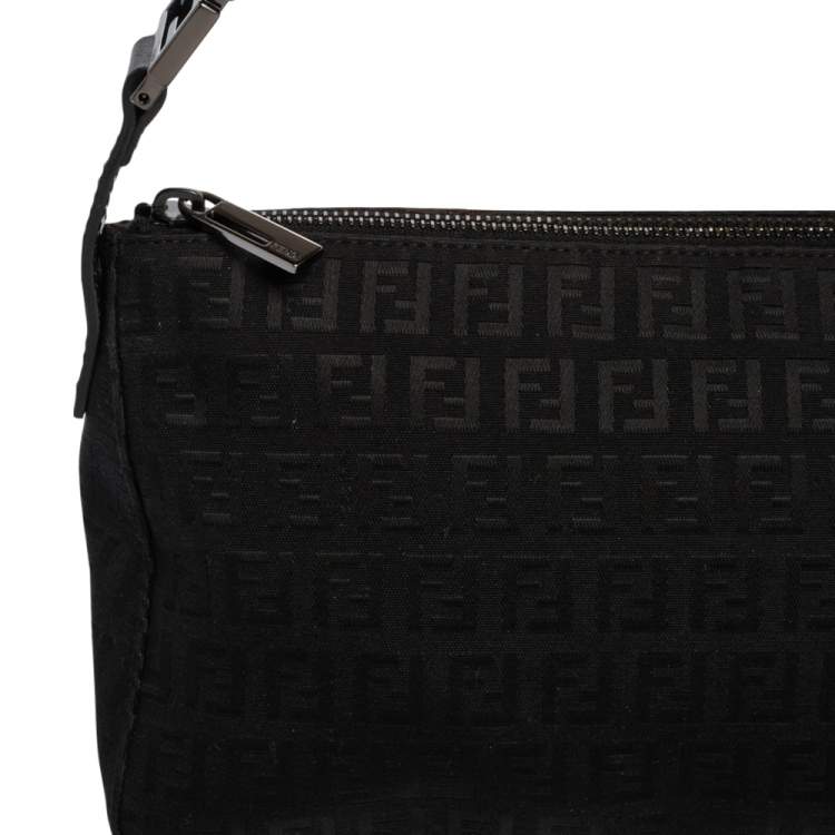 مملوكة مسبقًا Fendi Black Zucchino Canvas Baguette 