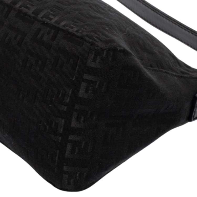 مملوكة مسبقًا Fendi Black Zucchino Canvas Baguette 