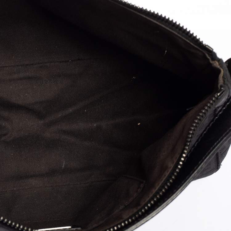 مملوكة مسبقًا Fendi Black Zucchino Canvas Baguette 