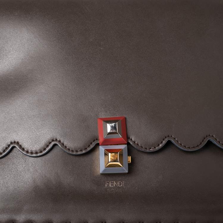 Pre Owned Fendi Light Brown Leather Kan I Scalloped Top Handle Bag