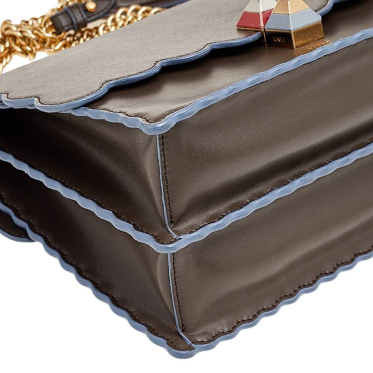 Pre Owned Fendi Brown Leather Kan I Scalloped Crossbody Bag