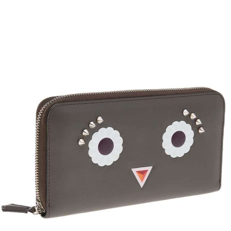 Pre Owned Fendi Taupe Leather Century Hypnoteyes Zip Around Wallet