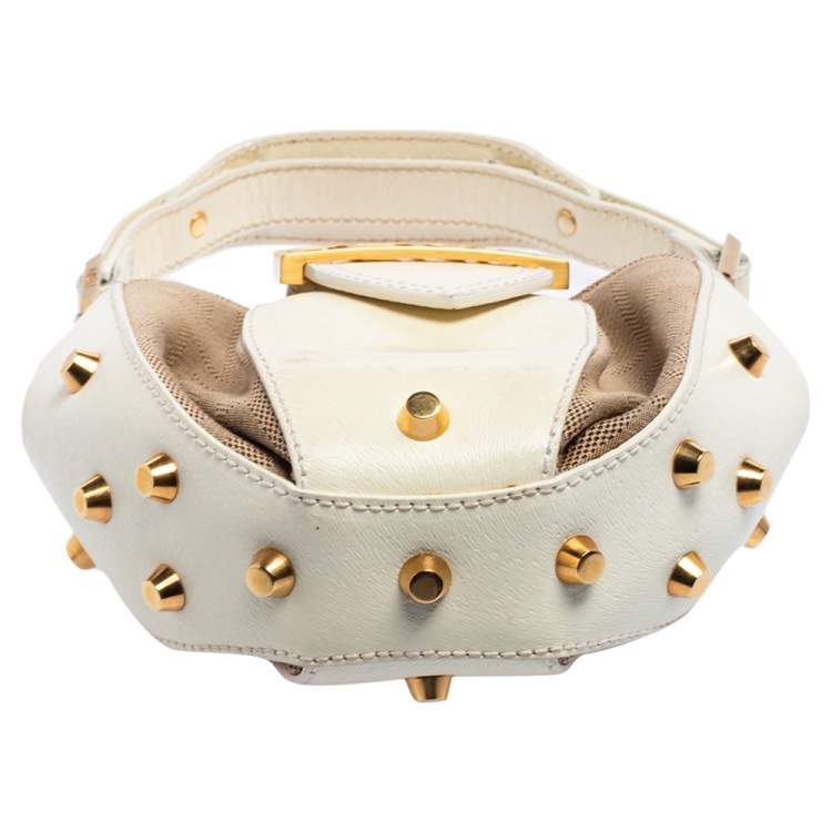 Pre Owned Fendi Beige/White Zucca Canvas And Leather Baguette