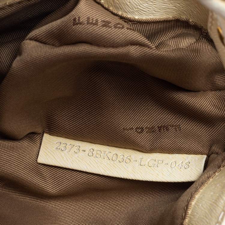 Pre Owned Fendi Beige/White Zucca Canvas And Leather Baguette