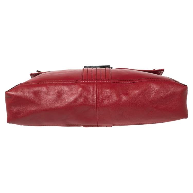 Pre Owned Fendi Red Leather Maxi Baguette Flap Shoulder Bag