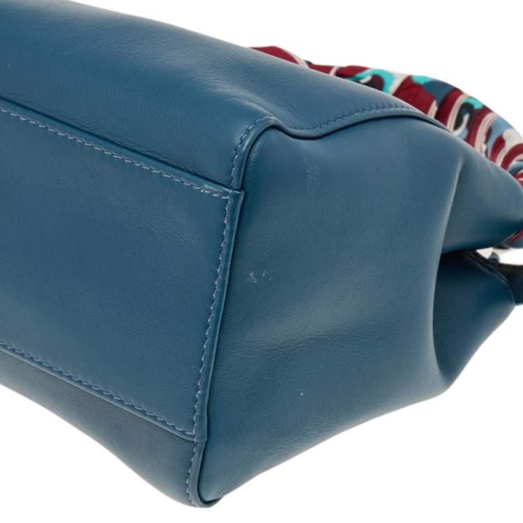 Pre Owned Fendi Blue Leather Peekaboo Top Handle Bag