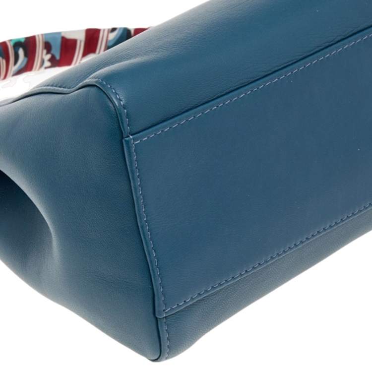 Pre Owned Fendi Blue Leather Peekaboo Top Handle Bag