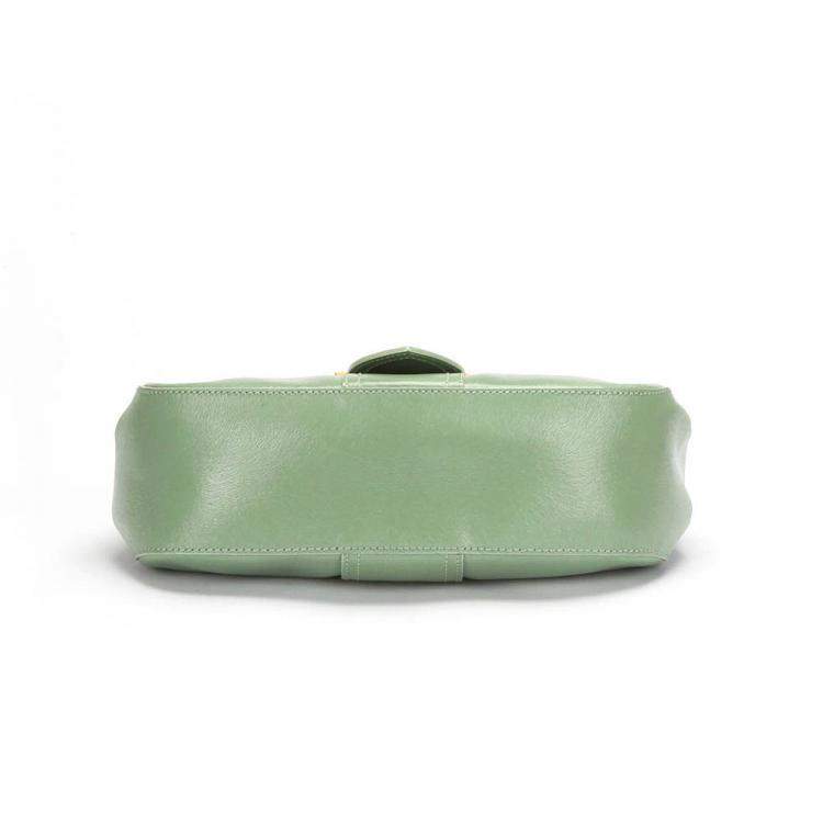 Pre Owned Fendi Green Leather Shoulder Bag