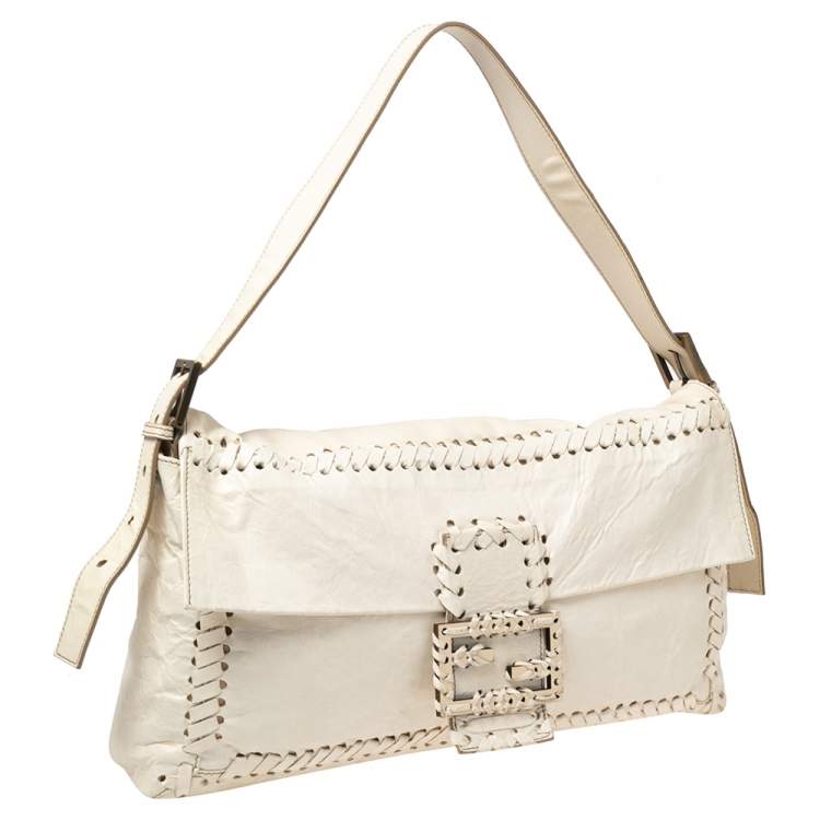 Pre Owned Fendi White Soft Leather Giant Baguette Whipstitch Shoulder Bag