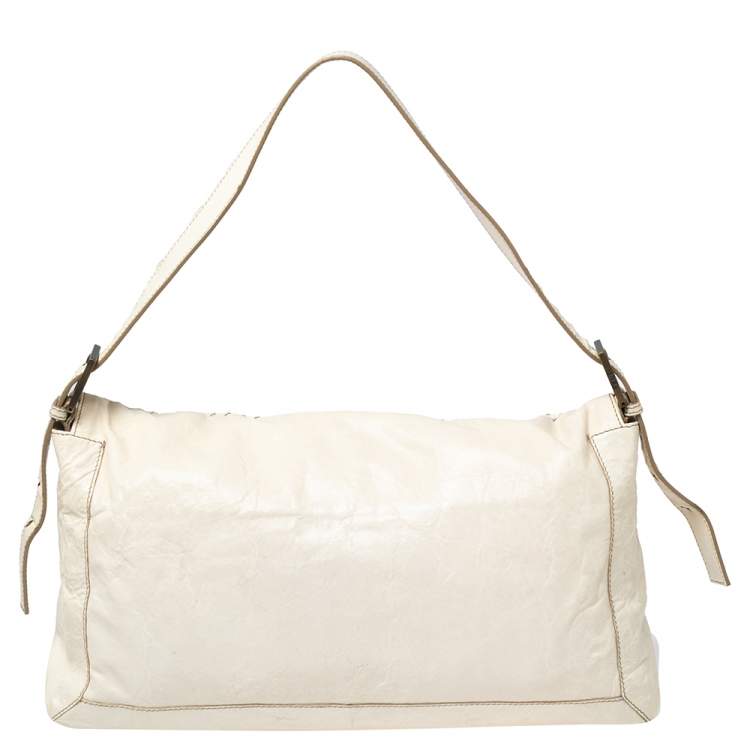 Pre Owned Fendi White Soft Leather Giant Baguette Whipstitch Shoulder Bag