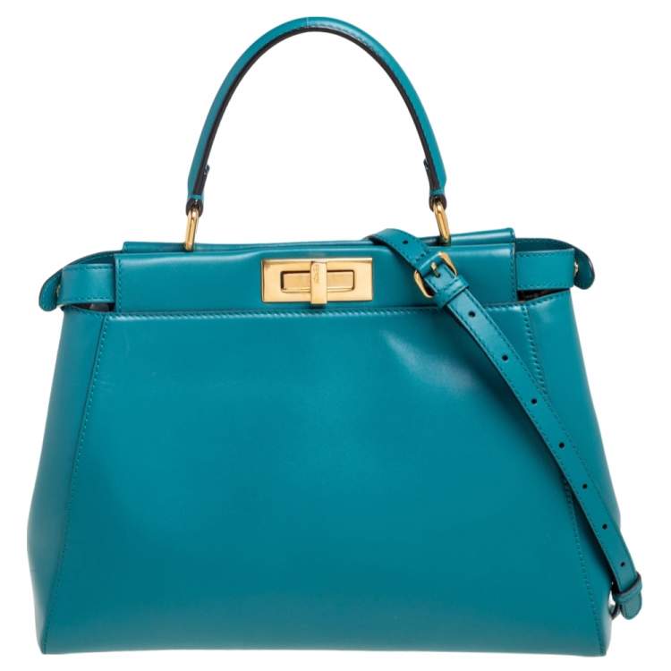 Pre Owned Fendi Green Leather Medium Peekaboo Top Handle Bag